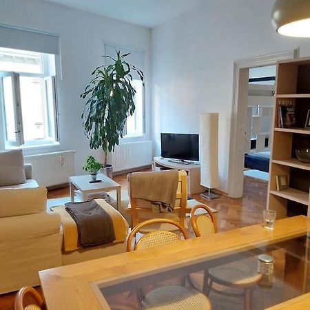 Zagreb Central 2Br + Parking Екстериор снимка
